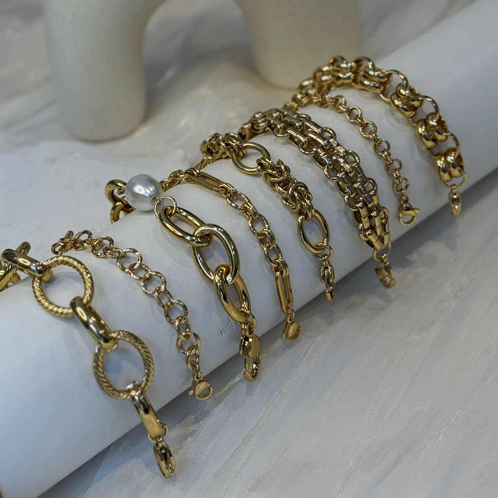 Bold Gold Chain Layered Bracelet Set – Waterproof Design