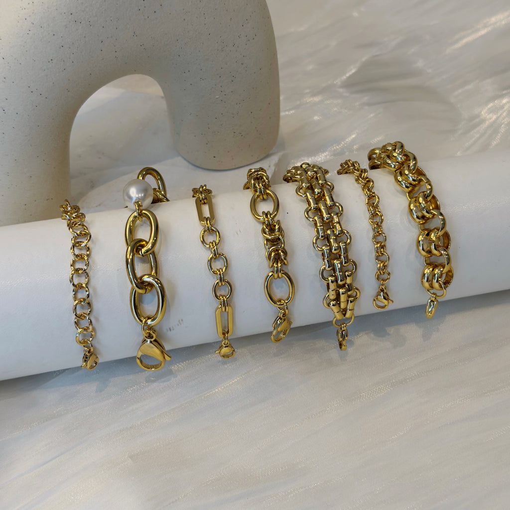 Bold Gold Chain Layered Bracelet Set – Waterproof Design