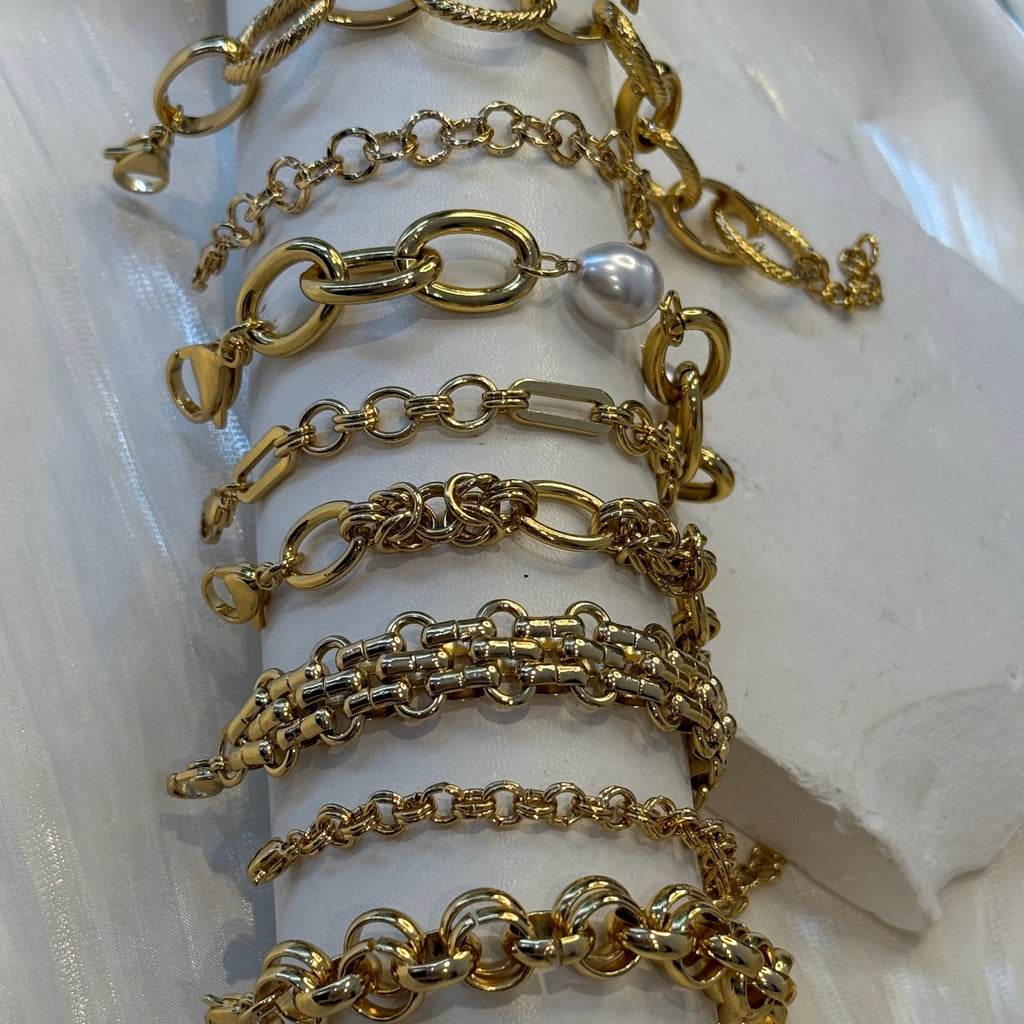 Bold Gold Chain Layered Bracelet Set – Waterproof Design
