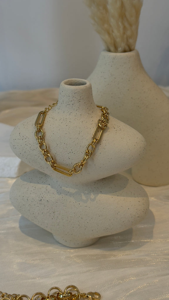 Bold Gold Chain Layered Bracelet Set – Waterproof Design